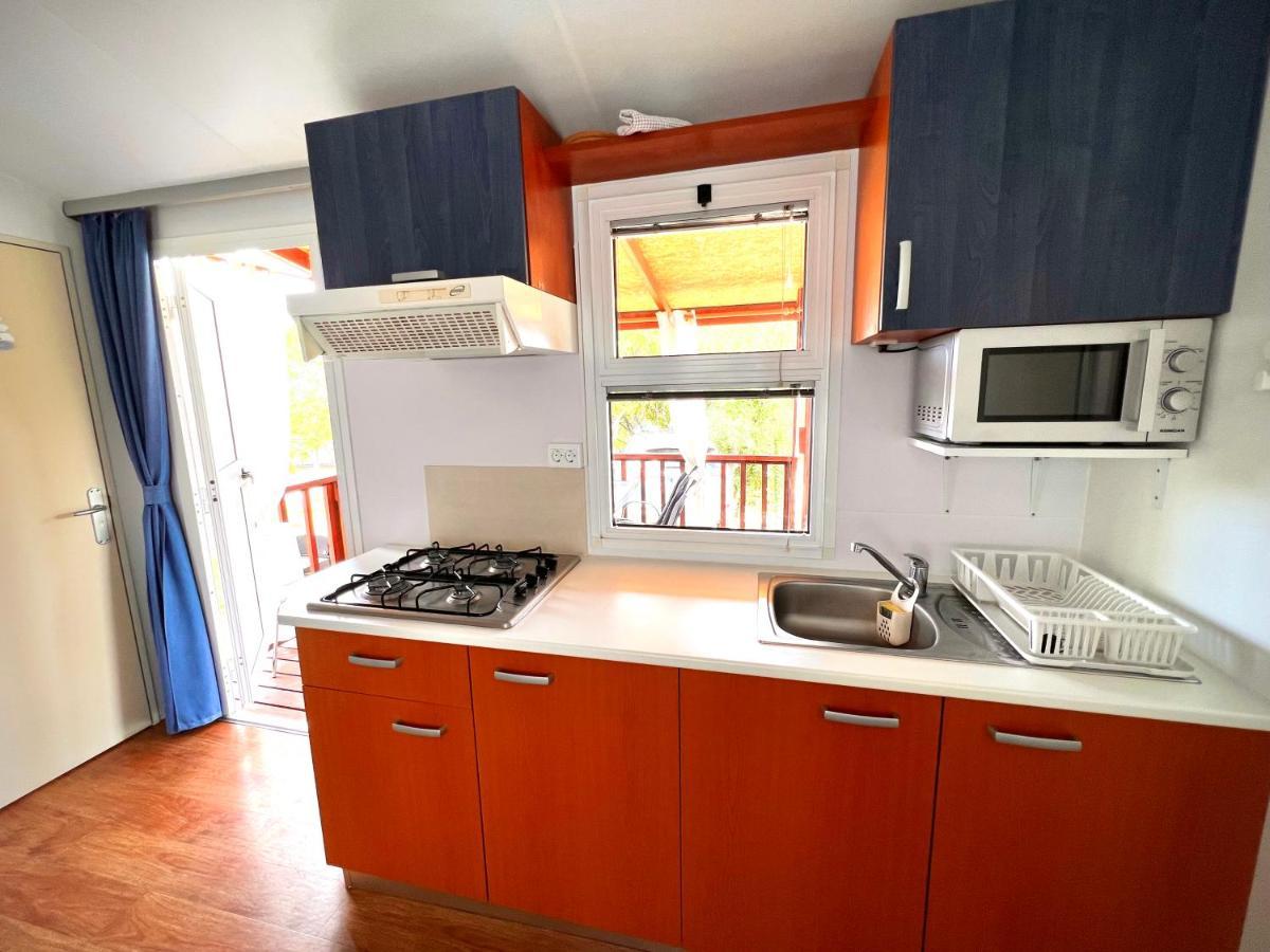 Mobile Home Nebo Luxus Кленовица Экстерьер фото
